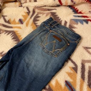 WRANGLER BOOT CUT JEANS